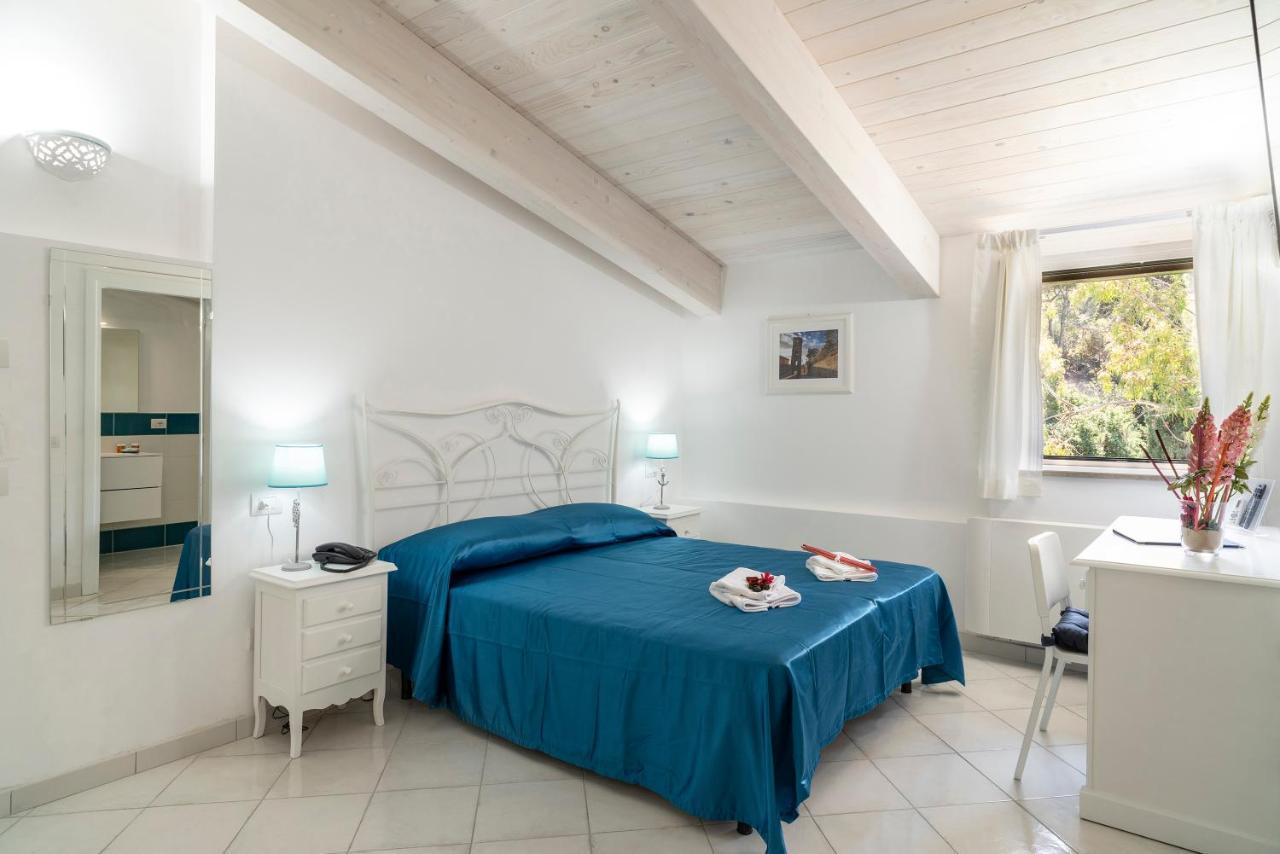 Residenza D'Epoca Olimpia 호텔 산타마리아디카스텔라바테 외부 사진