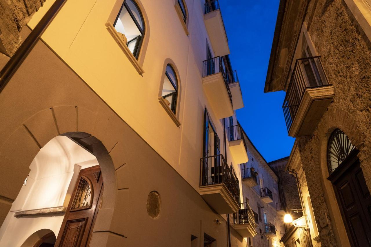 Residenza D'Epoca Olimpia 호텔 산타마리아디카스텔라바테 외부 사진